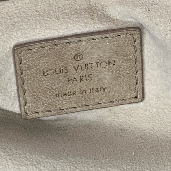 Louis Vuitton Olympe Stratus PM Shoulder Bag Ivory - Picture 9 of 13